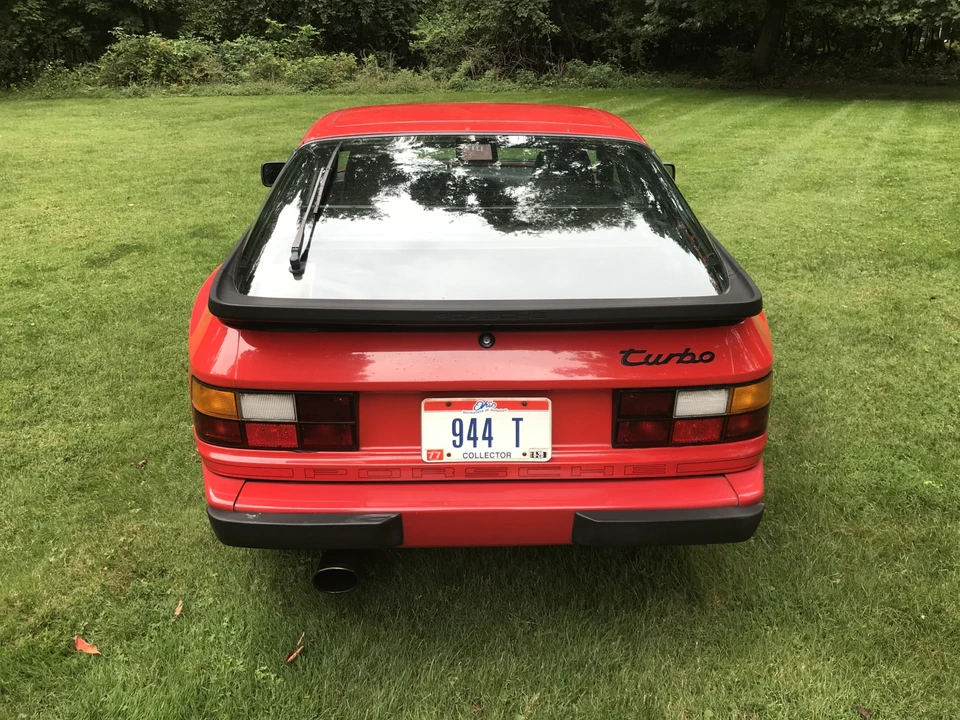 1986 Porsche 944 Turbo - Image 4 of 31