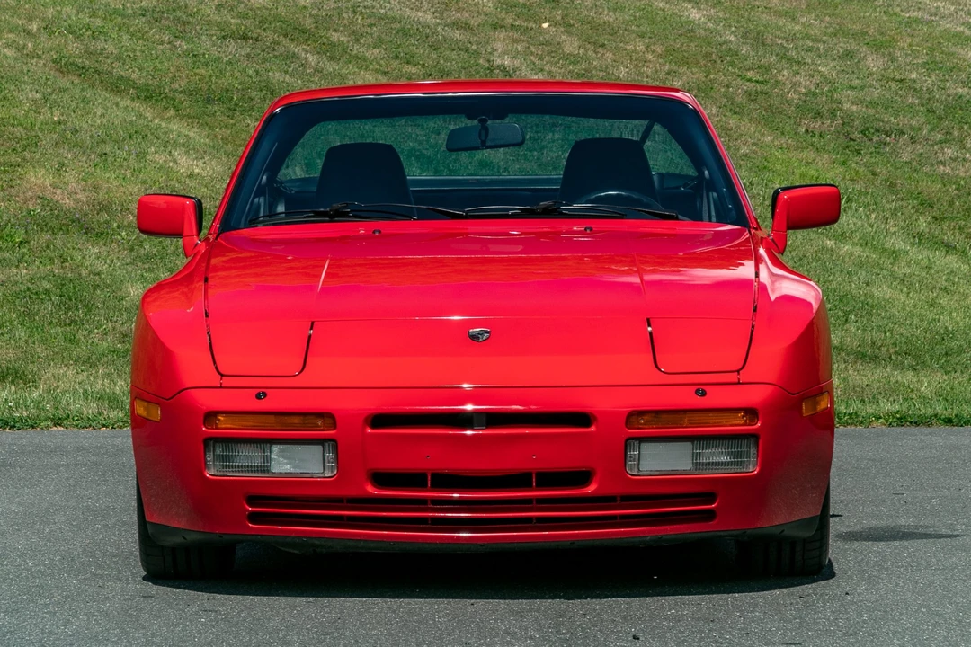 1986 Porsche 944 Turbo - Image 9 of 31
