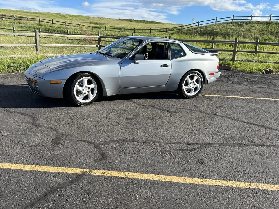 1986 Porsche 944 Turbo - Image 7 of 31