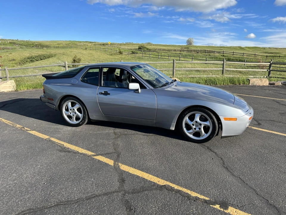 1986 Porsche 944 Turbo - Image 23 of 31