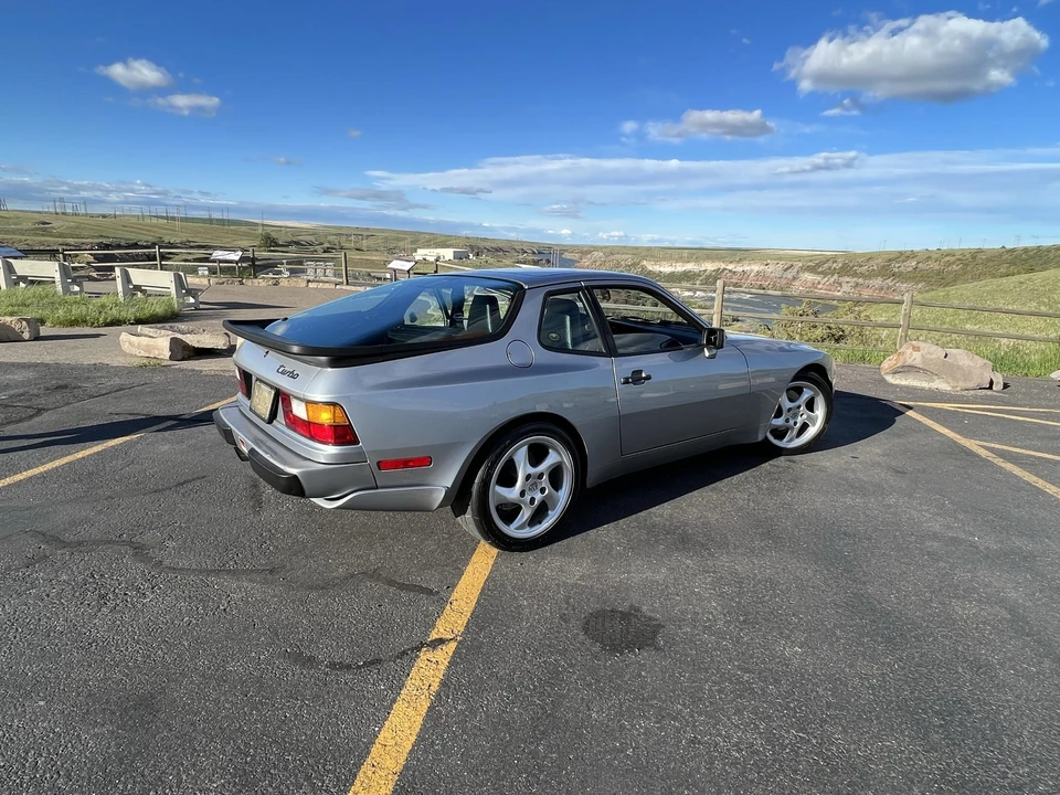 1986 Porsche 944 Turbo - Image 19 of 31