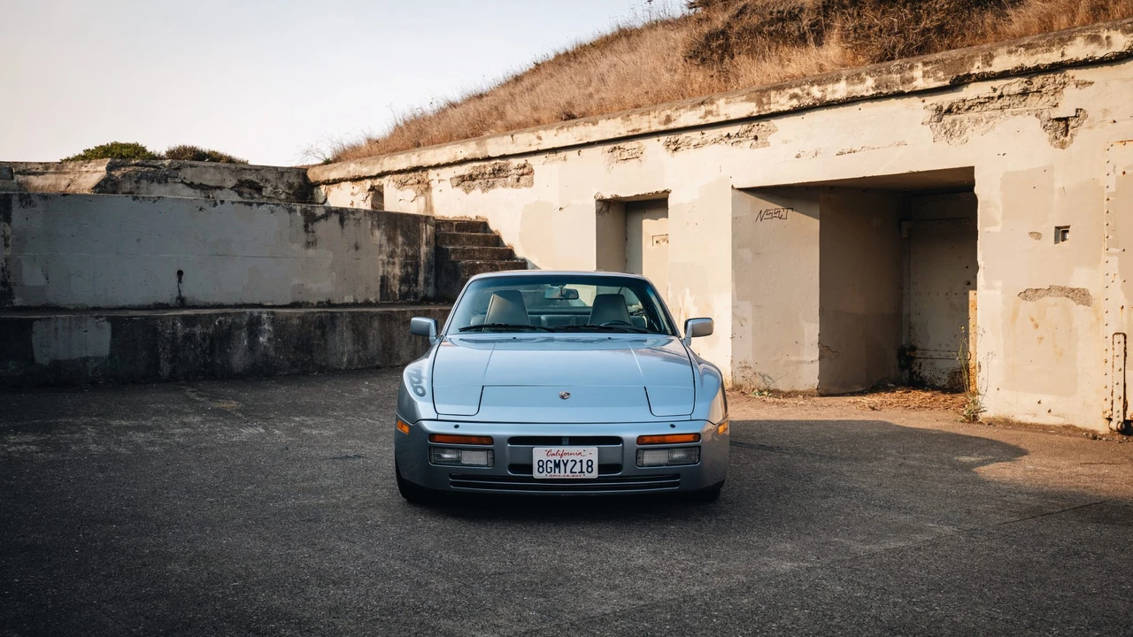 1986 Porsche 944 Turbo - Image 3 of 31