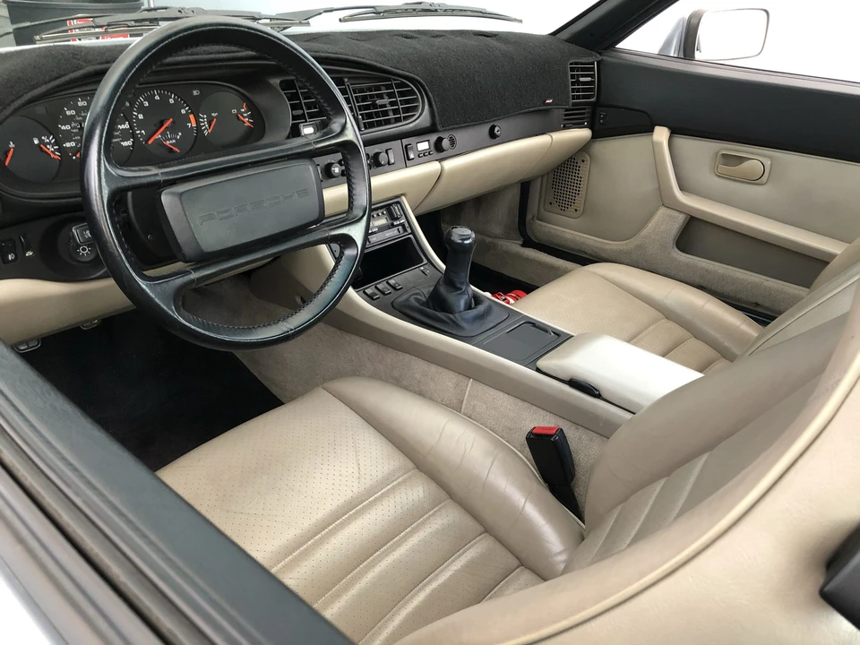 1986 Porsche 944 Turbo - Image 27 of 31