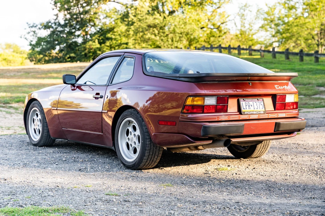 1986 Porsche 944 Turbo - Image 10 of 31