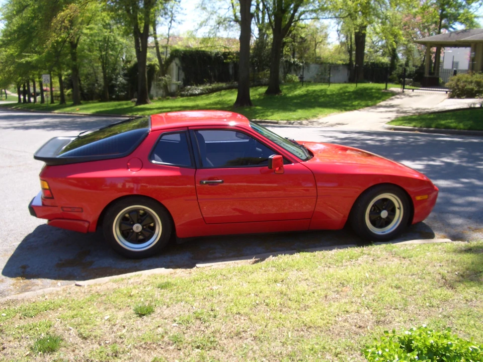 1986 Porsche 944 Turbo - Image 6 of 31