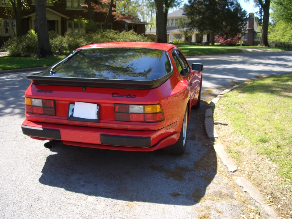 1986 Porsche 944 Turbo - Image 5 of 31