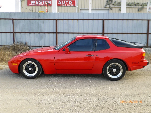 1986 Porsche 944 Turbo - Image 9 of 31