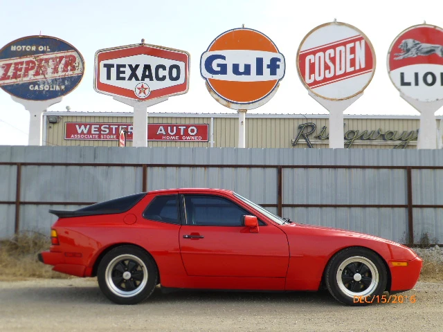1986 Porsche 944 Turbo - Image 13 of 31