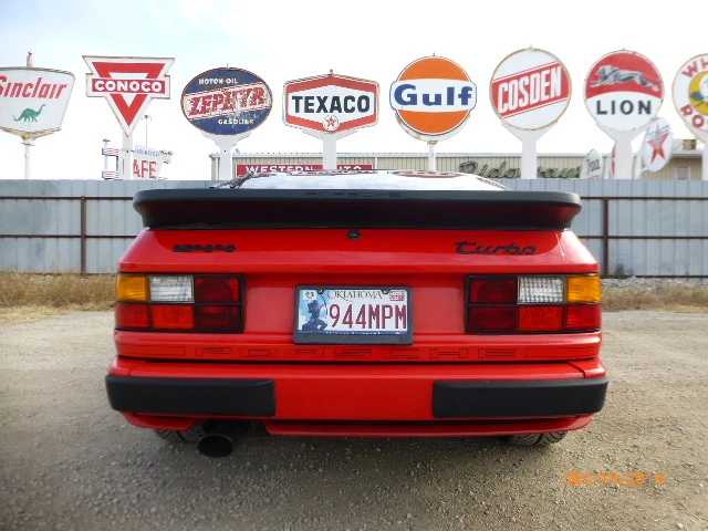 1986 Porsche 944 Turbo - Image 24 of 31