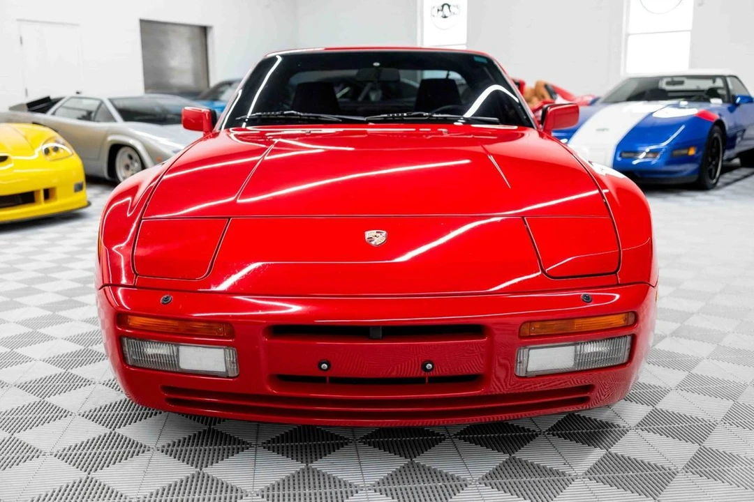 1986 Porsche 944 Turbo - Image 5 of 31