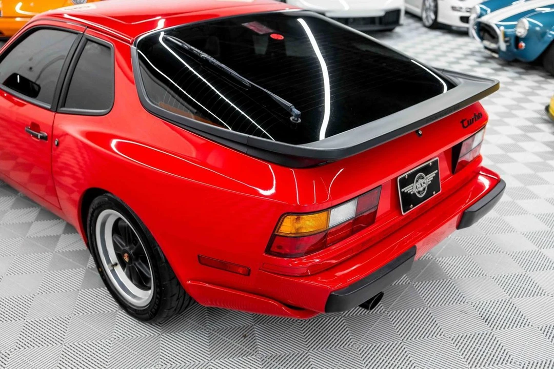 1986 Porsche 944 Turbo - Image 29 of 31