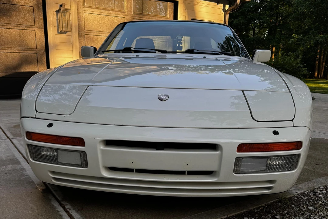 1986 Porsche 944 Turbo - Image 2 of 31
