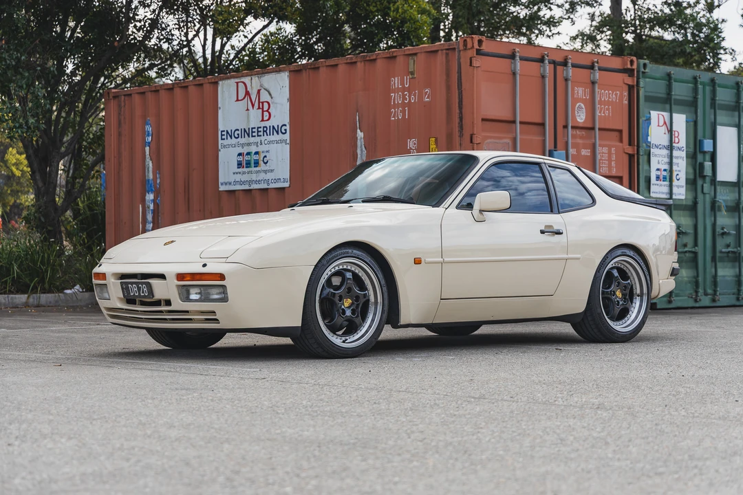 1986 Porsche 944 Turbo - Image 11 of 31