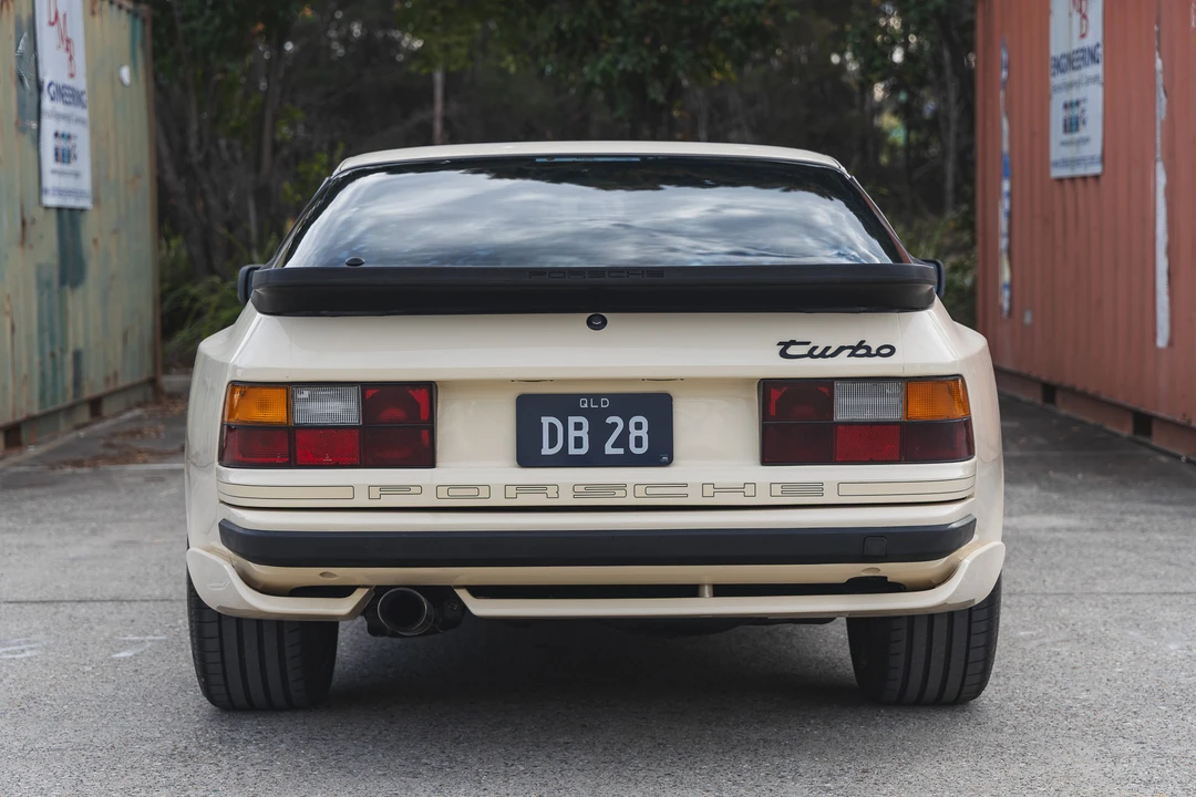 1986 Porsche 944 Turbo - Image 6 of 31