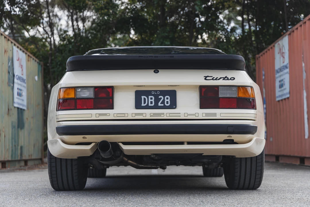 1986 Porsche 944 Turbo - Image 14 of 31
