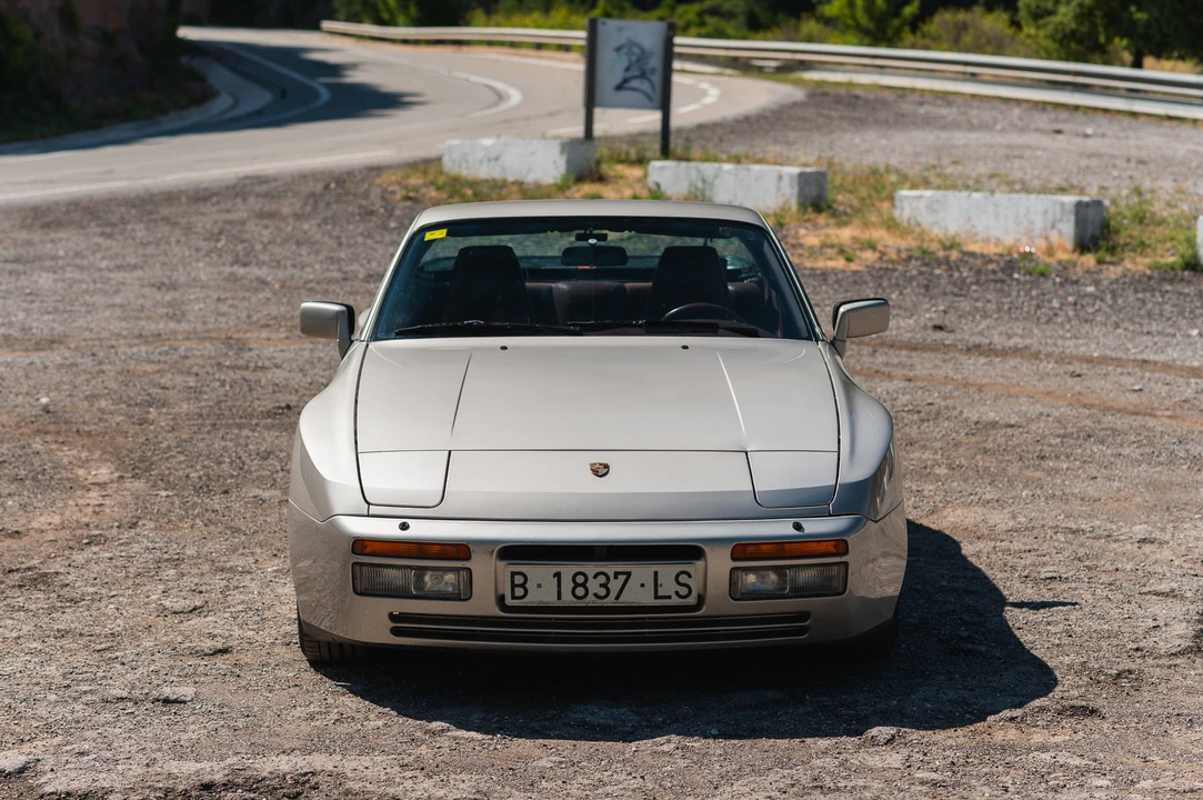 1986 Porsche 944 Turbo - Image 10 of 31