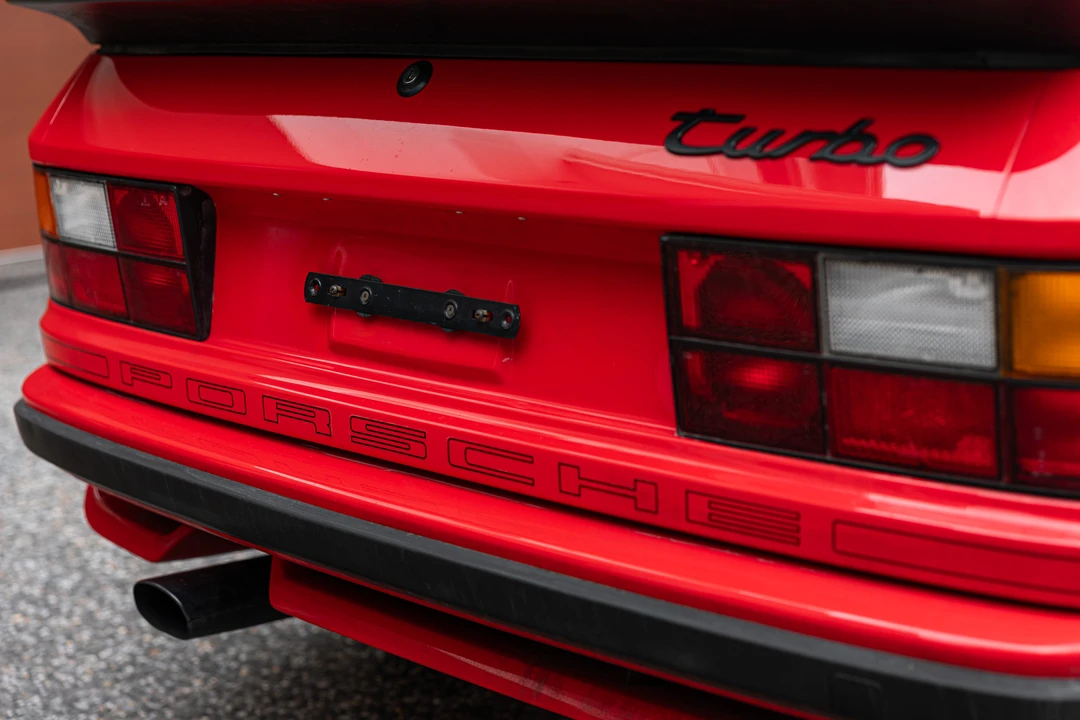 1986 Porsche 944 Turbo - Image 10 of 31