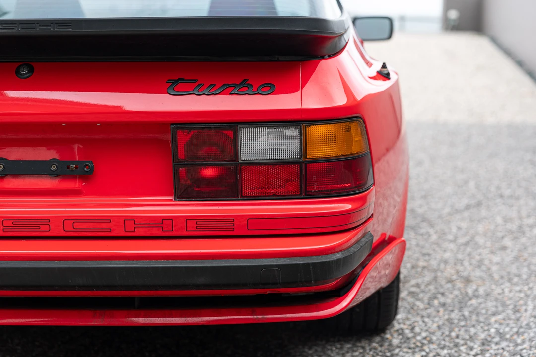 1986 Porsche 944 Turbo - Image 17 of 31
