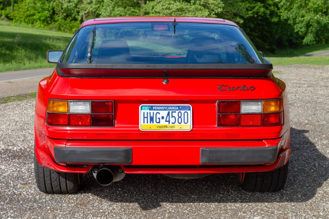 1986 Porsche 944 Turbo - Image 8 of 31