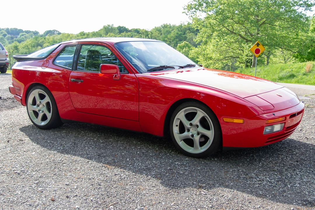 1986 Porsche 944 Turbo - Image 15 of 31