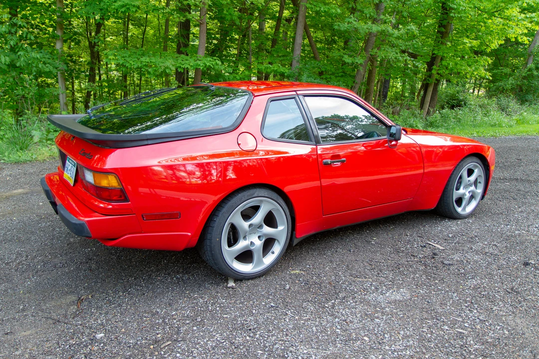 1986 Porsche 944 Turbo - Image 13 of 31