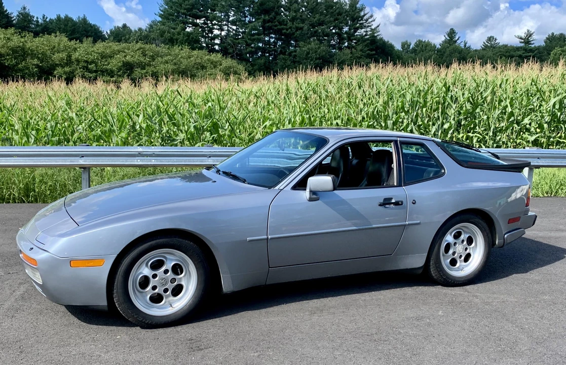 1986 Porsche 944 Turbo - Image 12 of 31