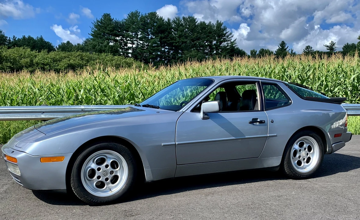 1986 Porsche 944 Turbo - Image 11 of 31