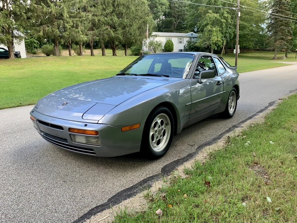 1986 Porsche 944 Turbo - Image 8 of 31