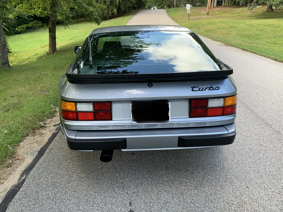 1986 Porsche 944 Turbo - Image 15 of 31