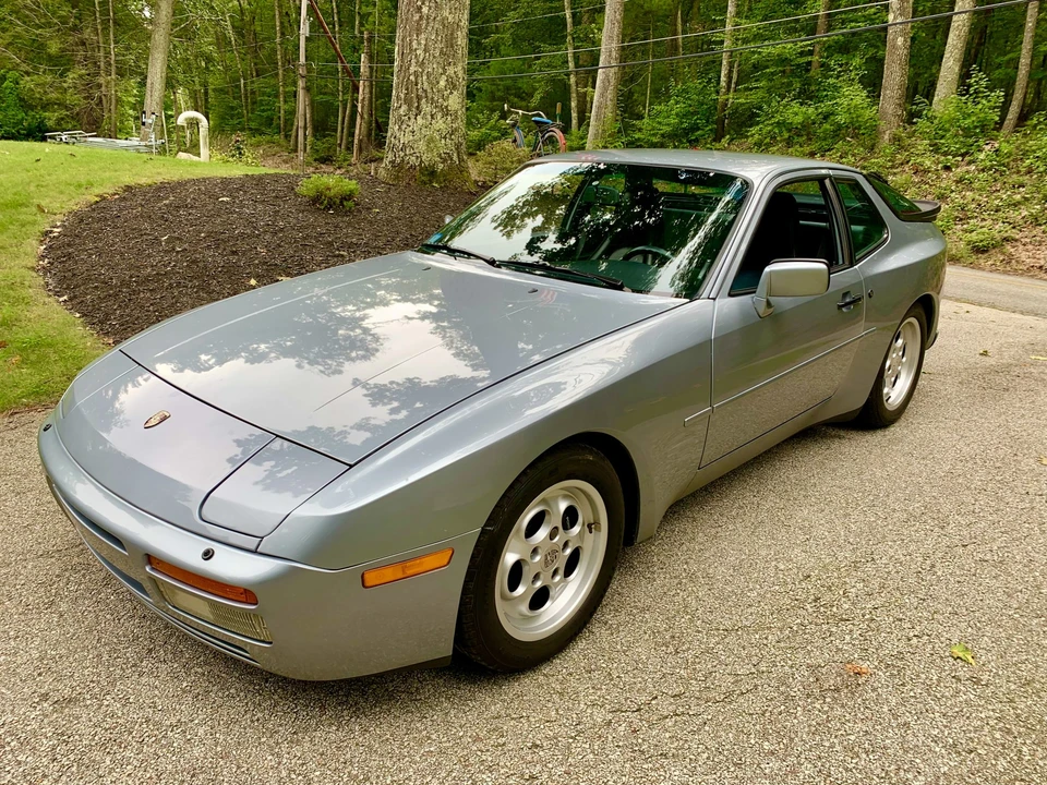 1986 Porsche 944 Turbo - Image 7 of 31