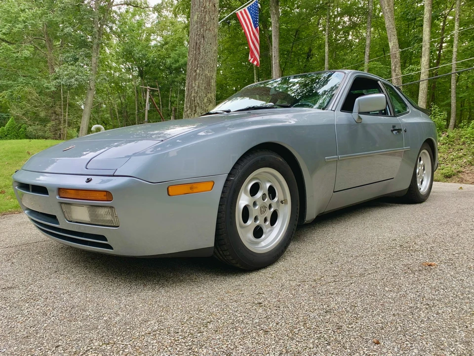 1986 Porsche 944 Turbo - Image 5 of 31