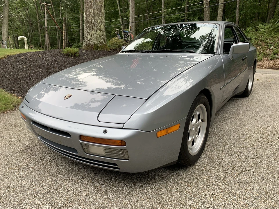 1986 Porsche 944 Turbo - Image 4 of 31