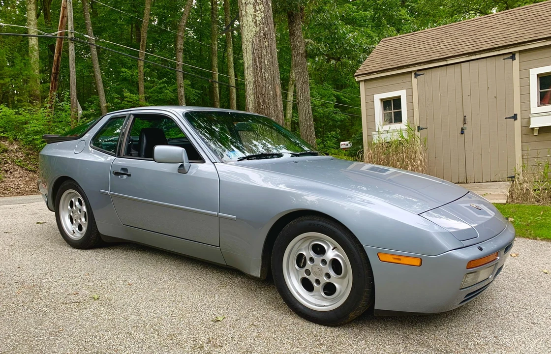 1986 Porsche 944 Turbo - Image 2 of 31