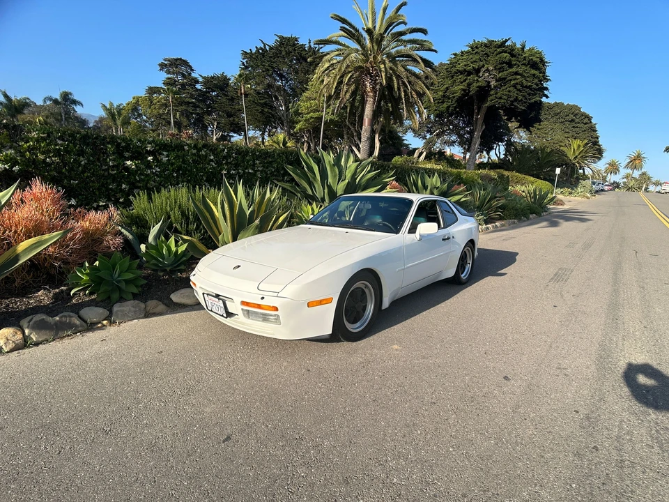 1986 Porsche 944 Turbo - Image 3 of 14