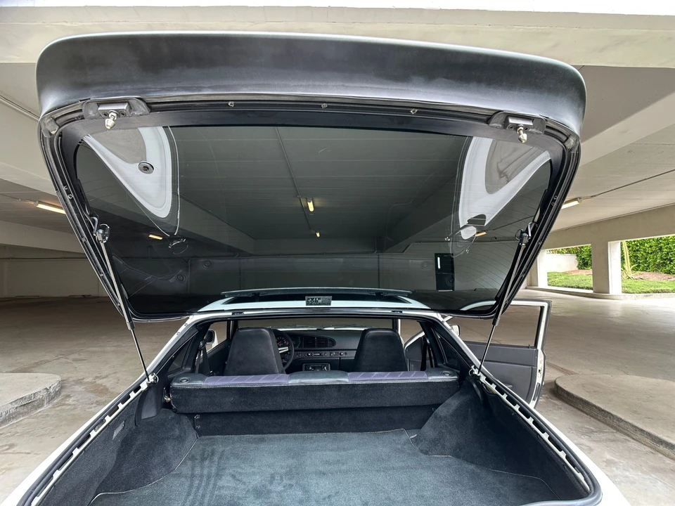 1986 Porsche 944 Turbo - Image 12 of 14