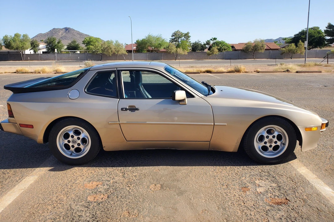 1986 Porsche 944 - Image 3 of 31