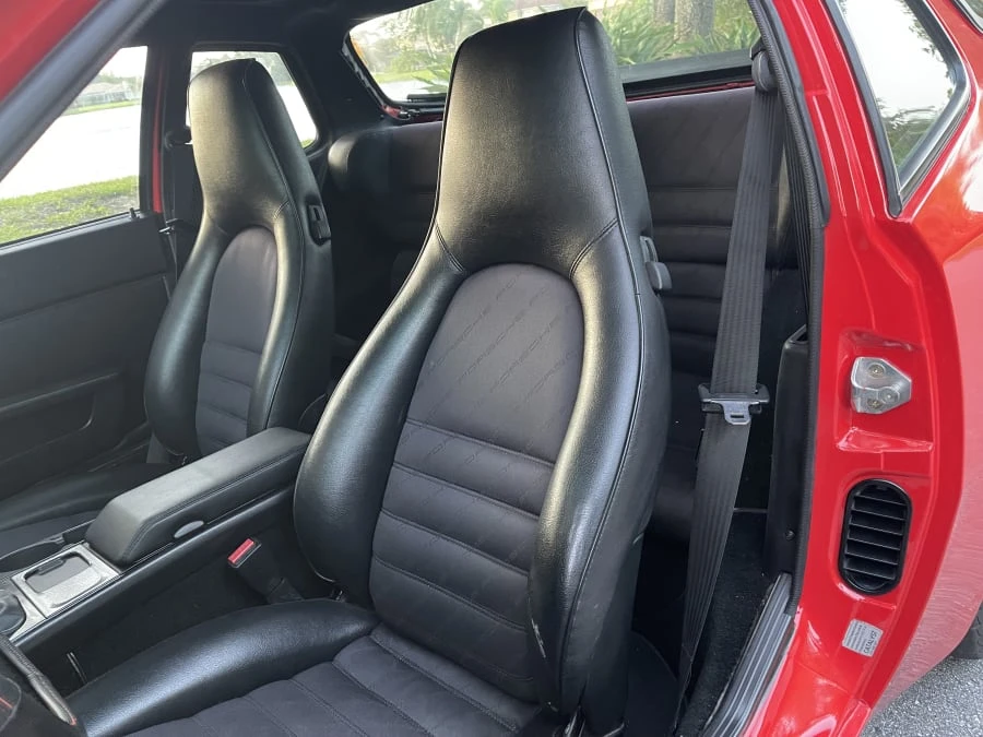 1986 Porsche 944 - Image 10 of 23