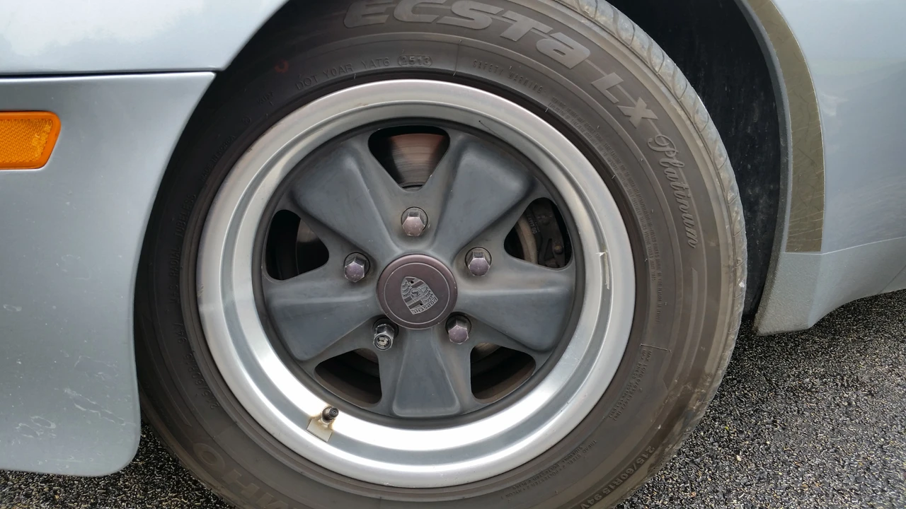1986 Porsche 944 - Image 22 of 31