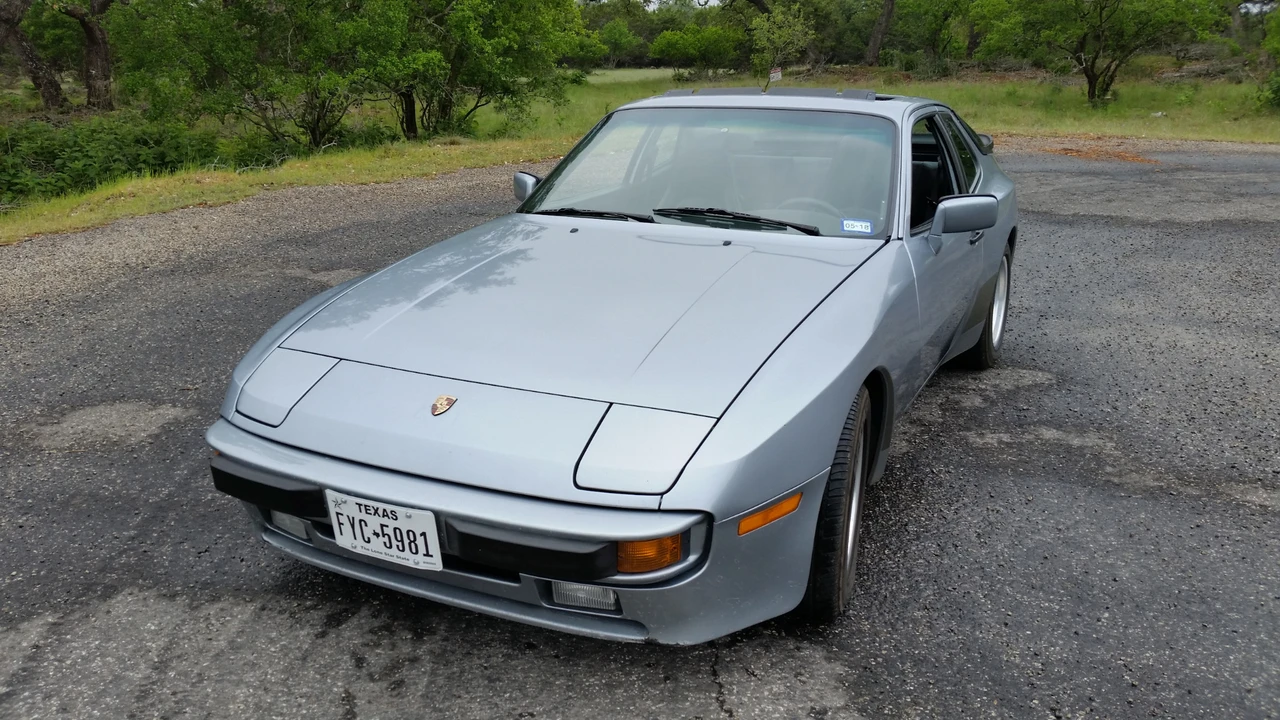 1986 Porsche 944 - Image 4 of 31