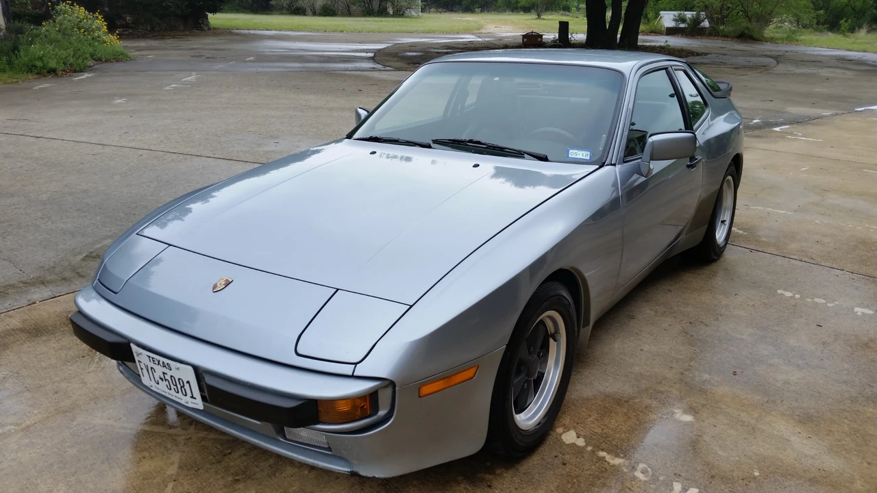 1986 Porsche 944 - Image 3 of 31