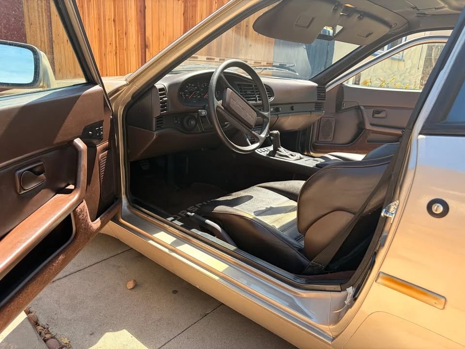 1986 Porsche 944 - Image 2 of 13