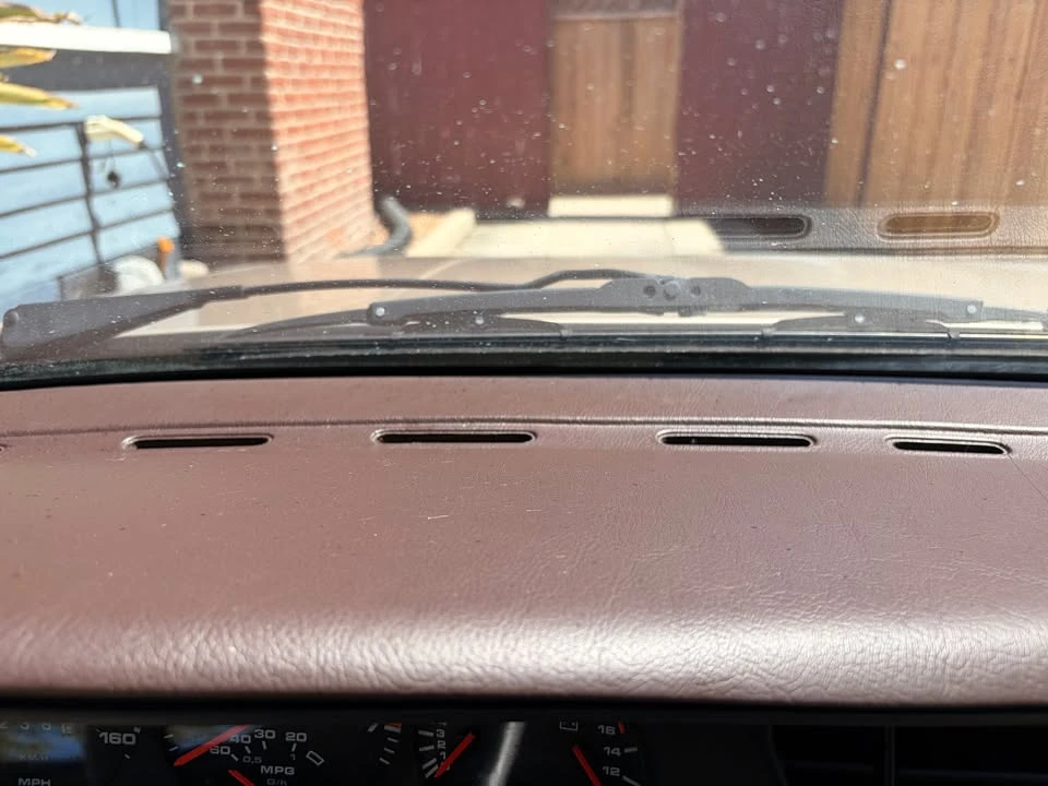 1986 Porsche 944 - Image 9 of 13