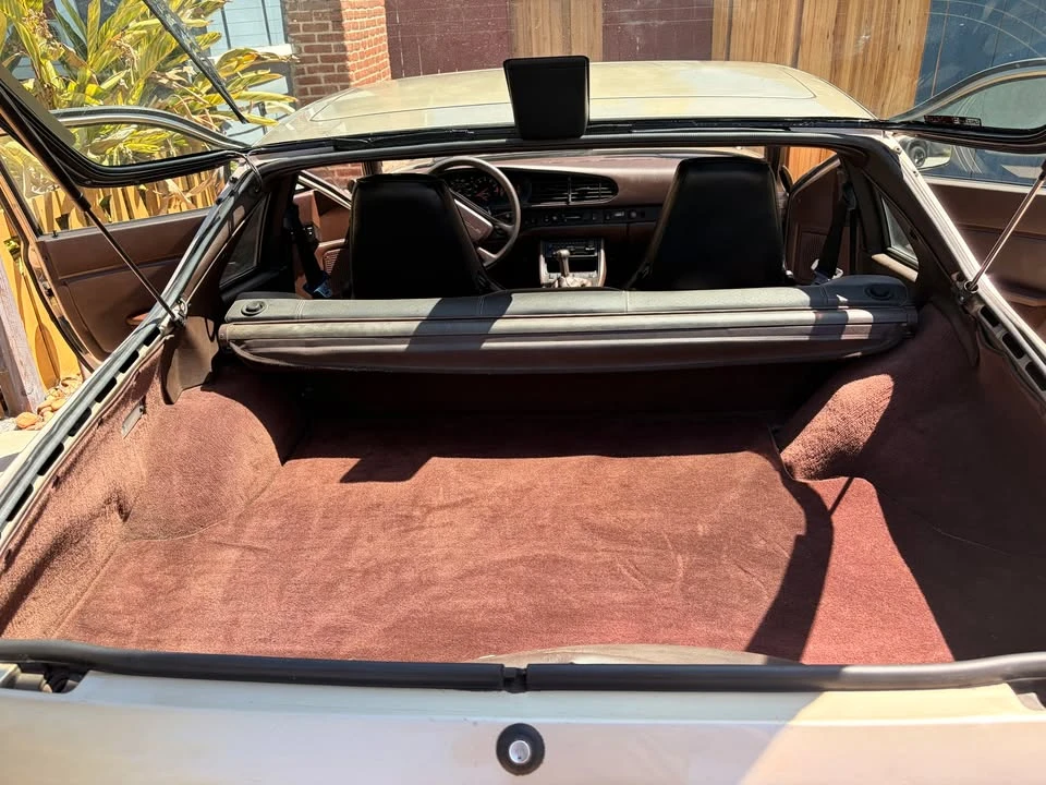 1986 Porsche 944 - Image 5 of 13