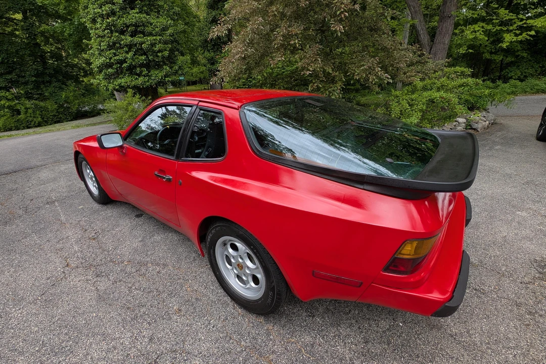 1986 Porsche 944 - Image 11 of 31