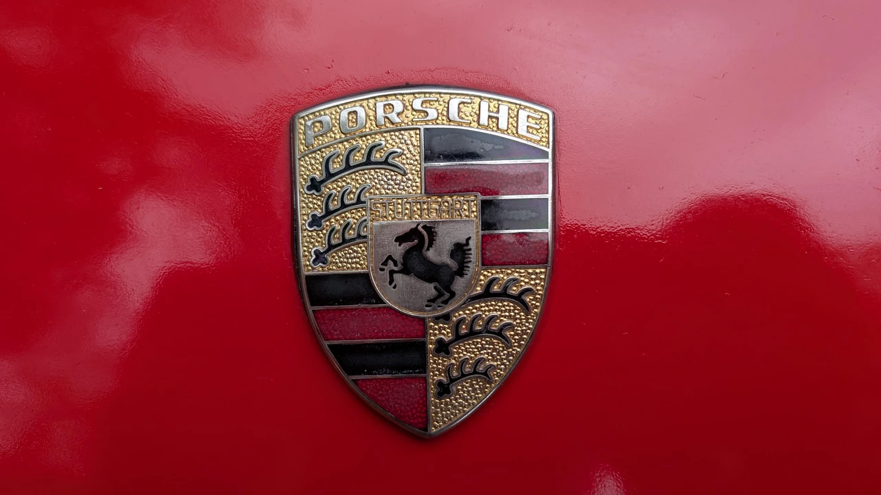 1986 Porsche 944 - Image 19 of 31