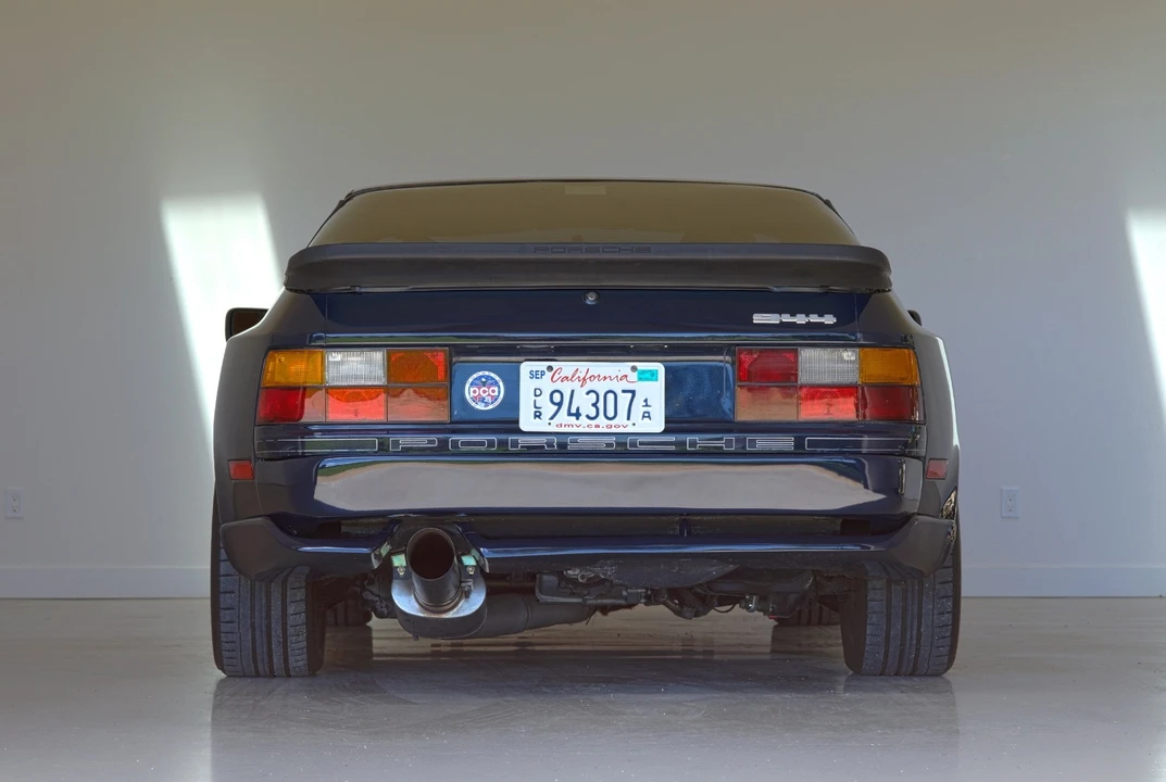 1986 Porsche 944 - Image 16 of 20