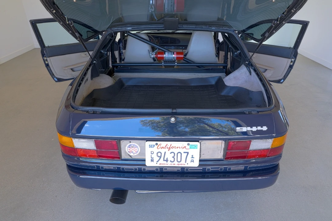 1986 Porsche 944 - Image 20 of 20