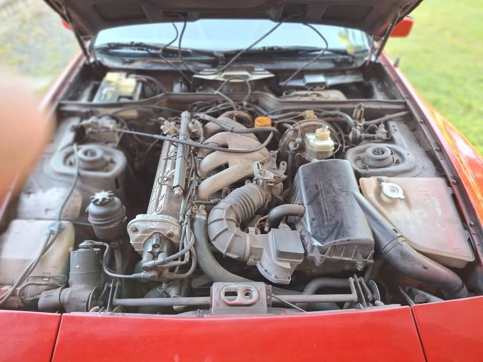 1986 Porsche 944 - Image 6 of 15