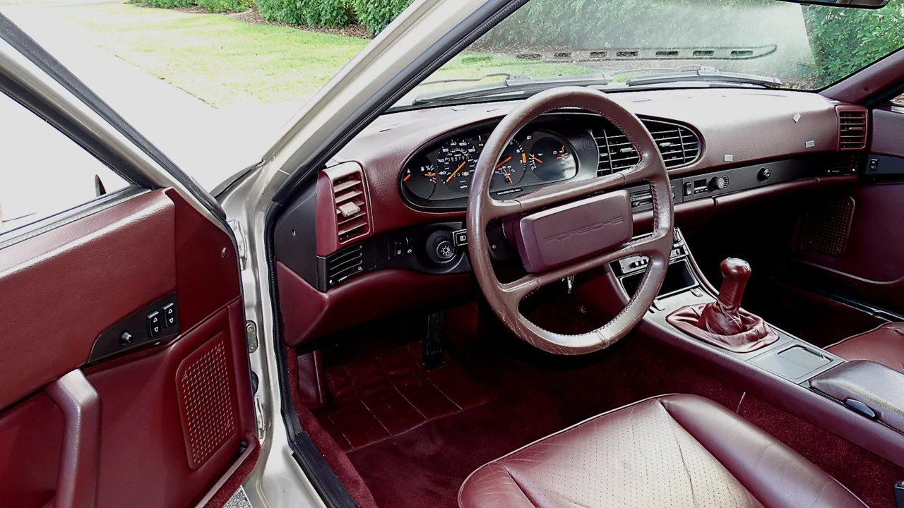 1986 Porsche 944 - Image 15 of 21
