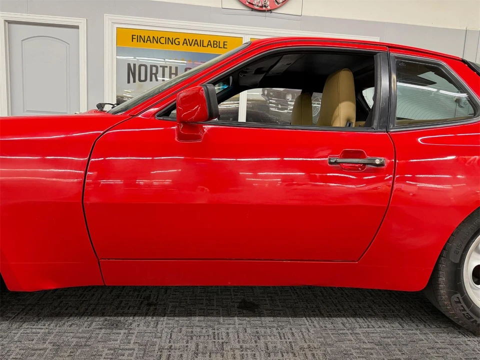 1986 Porsche 944 - Image 16 of 31